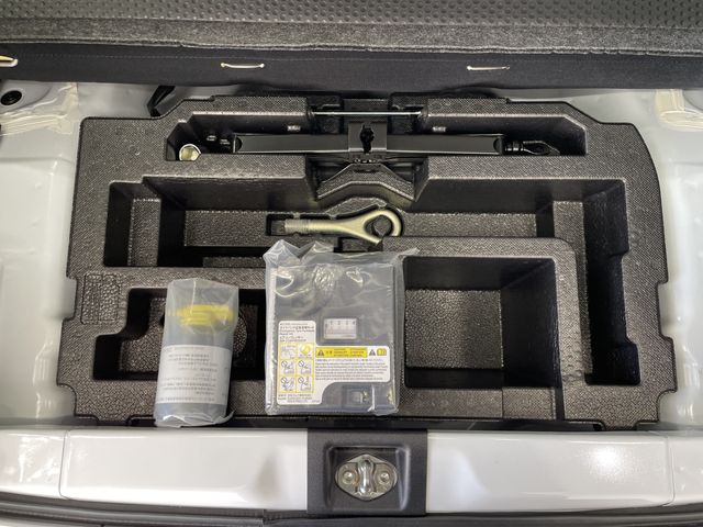 DAIHATSU MIRA E:S 2022 Image 31