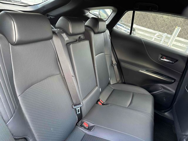 TOYOTA HARRIER HYBRID 2022 Image 31