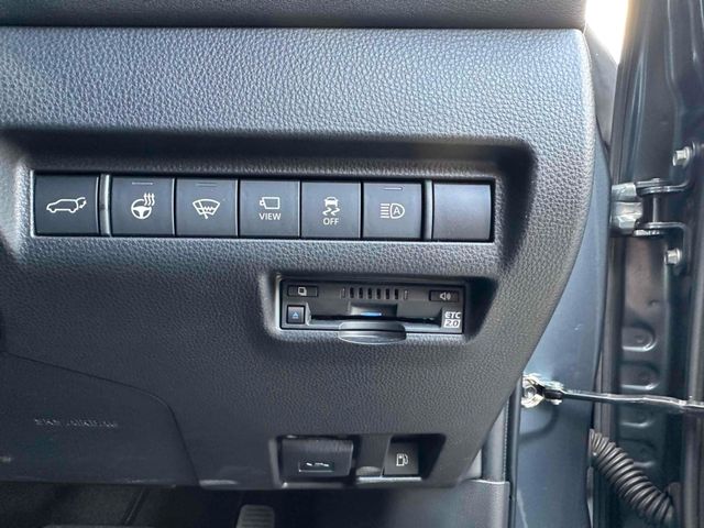 TOYOTA HARRIER HYBRID 2022 Image 31