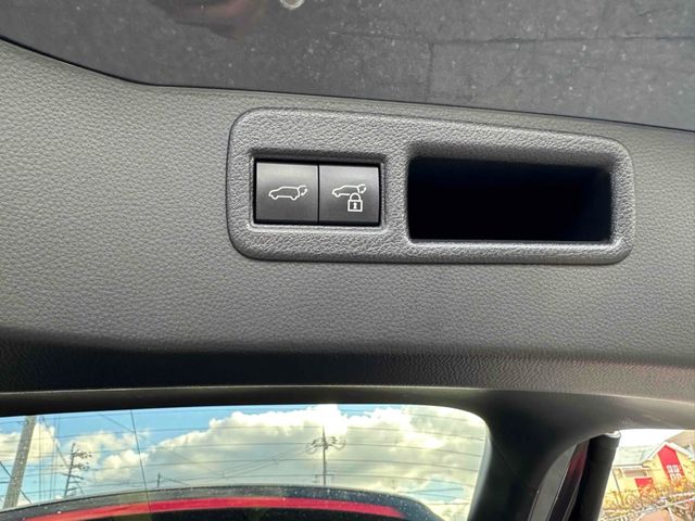 TOYOTA HARRIER HYBRID 2022 Image 31