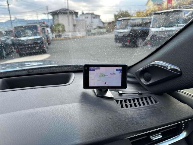 TOYOTA HARRIER HYBRID 2022 Image 31