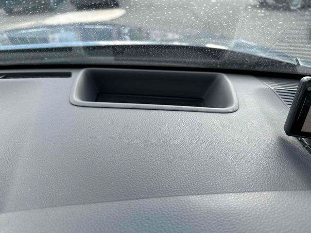 TOYOTA HARRIER HYBRID 2022 Image 31