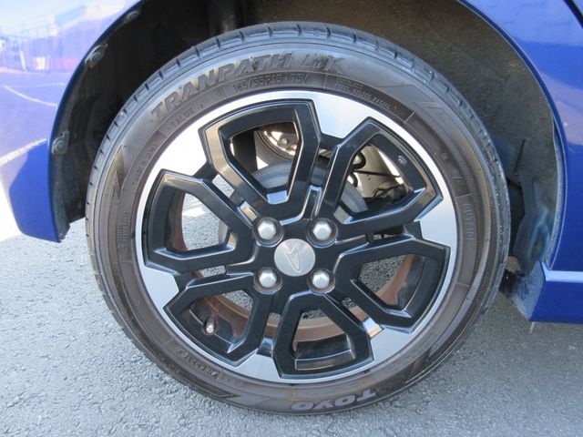 DAIHATSU MOVE CUSTOM 2015 Image 31