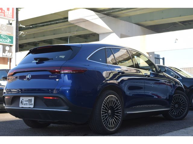 MERCEDES BENZ EQC 2020 Image 31