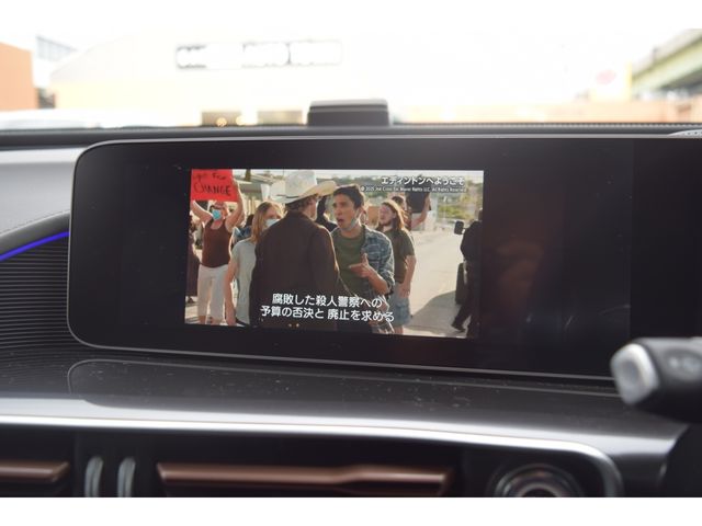 MERCEDES BENZ EQC 2020 Image 31