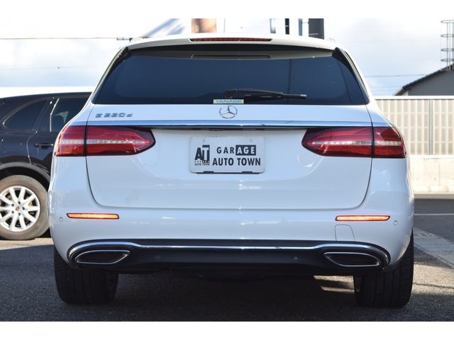 MERCEDES BENZ E CLAS 2016 Image 31