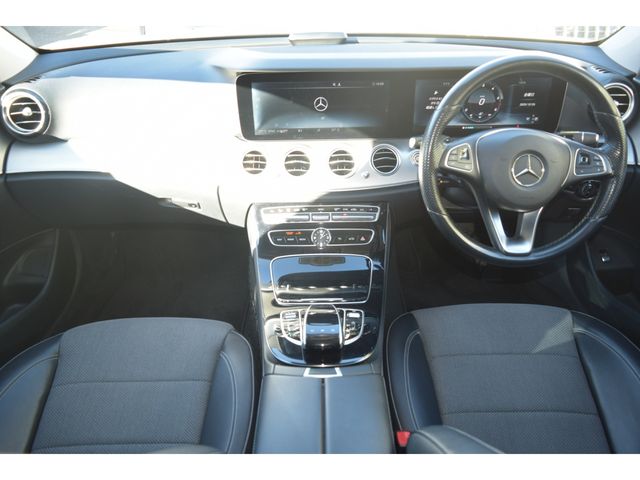 MERCEDES BENZ E CLAS 2016 Image 31