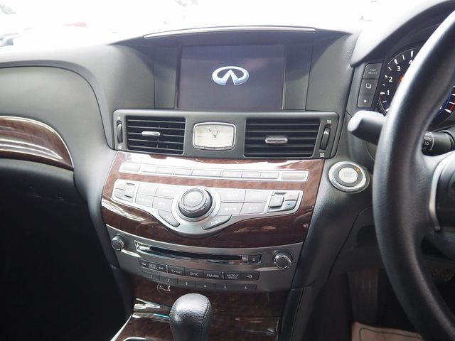 NISSAN FUGA HYBRID 2016 Image 31