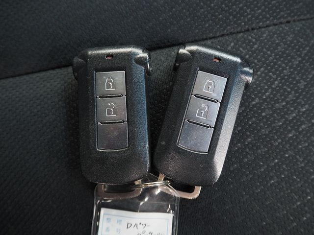 MITSUBISHI DELICA D:5 4WD 2014 Image 31