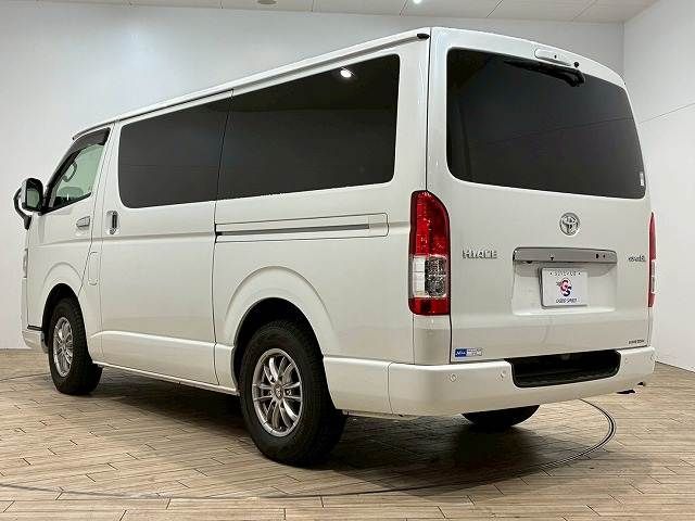 TOYOTA HIACE VAN 2WD 2021 Image 31