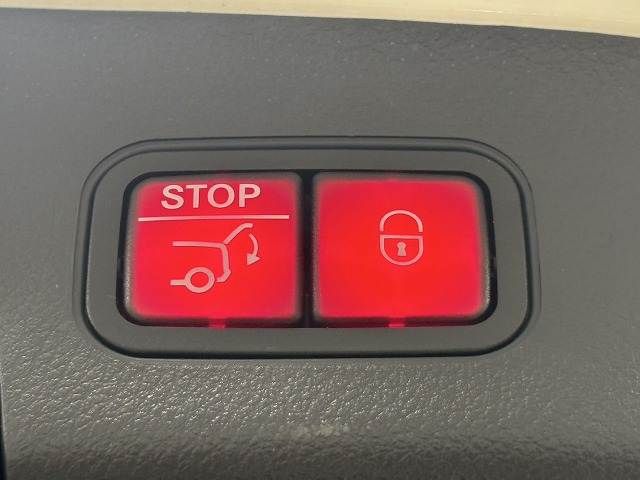 MERCEDES BENZ EQA 2021 Image 31