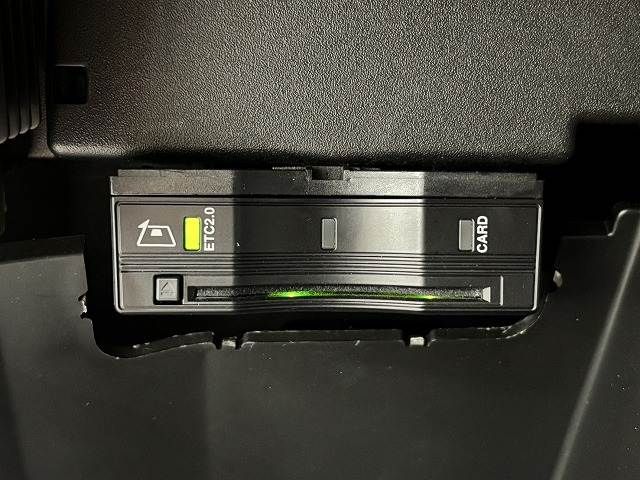 MERCEDES BENZ EQA 2021 Image 31