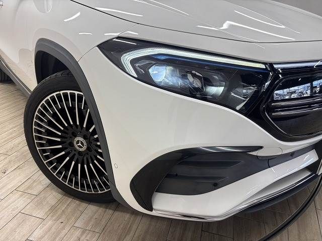 MERCEDES BENZ EQA 2021 Image 31