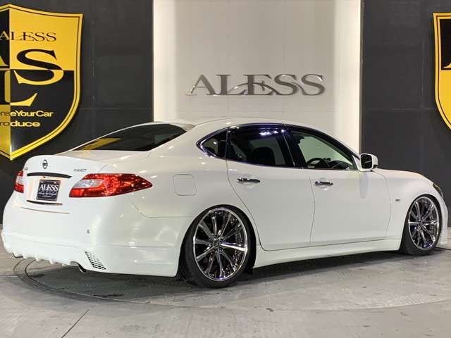 NISSAN FUGA 2014 Image 31