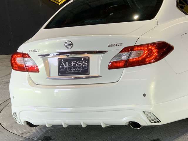 NISSAN FUGA 2014 Image 31