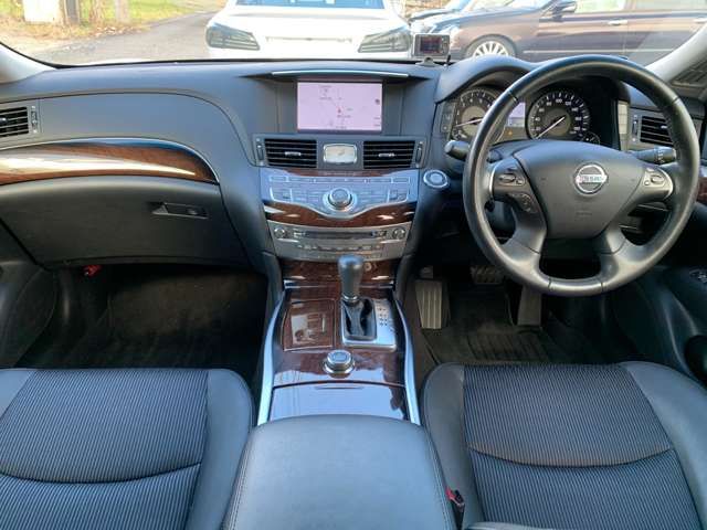 NISSAN FUGA 2014 Image 31