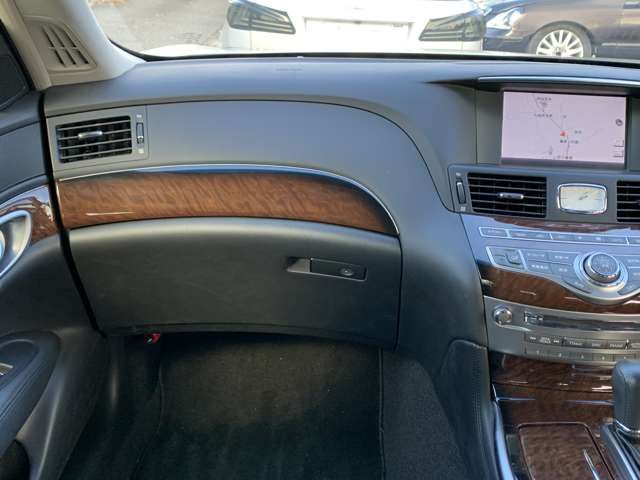 NISSAN FUGA 2014 Image 31