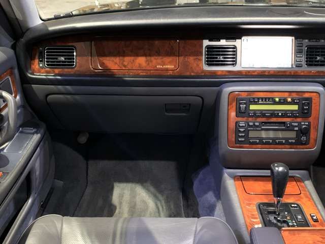 TOYOTA CENTURY 2005 Image 31