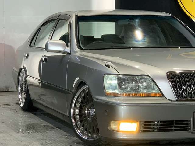 TOYOTA CROWN MAJESTA 2001 Image 31