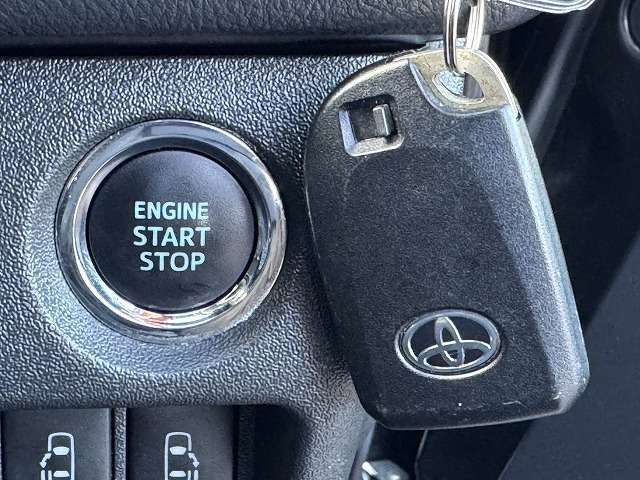 TOYOTA REGIUSACE VAN 2WD 2016 Image 31