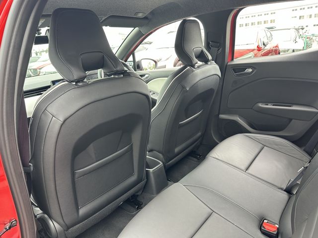 RENAULT LUTECIA 2024 Image 31