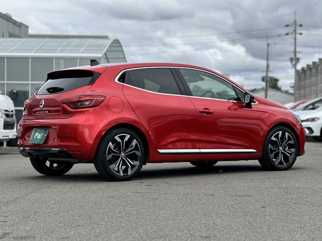 RENAULT LUTECIA 2024 Image 31