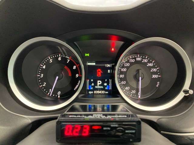 MITSUBISHI LANCER  4WD 2012 Image 31