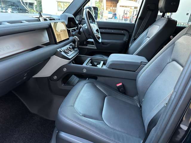 ROVER DEFENDER 2024 Image 31