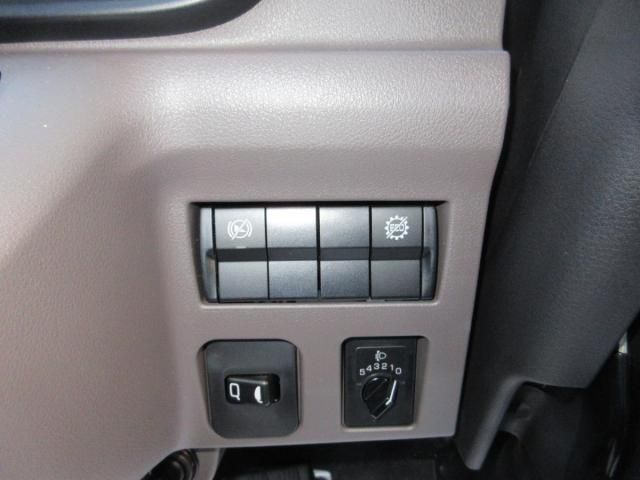 MITSUBISHI CANTER 2025 Image 31