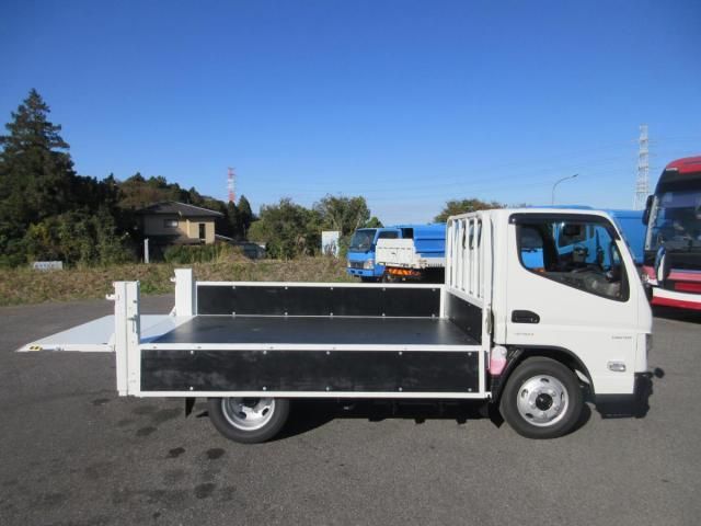 MITSUBISHI CANTER 2025 Image 31