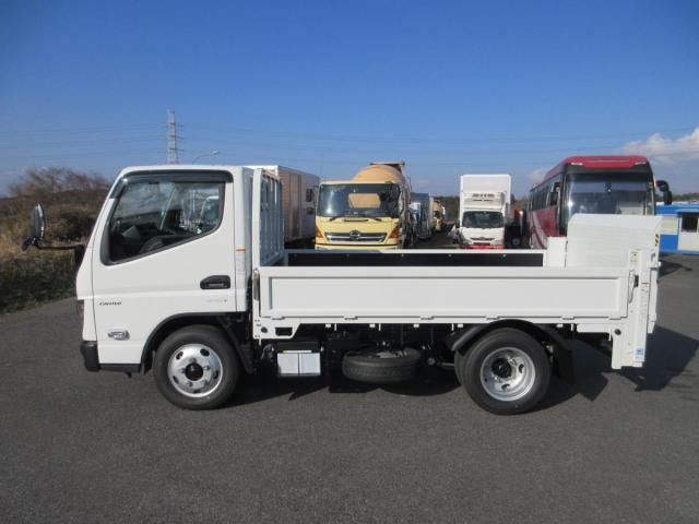 MITSUBISHI CANTER 2025 Image 31