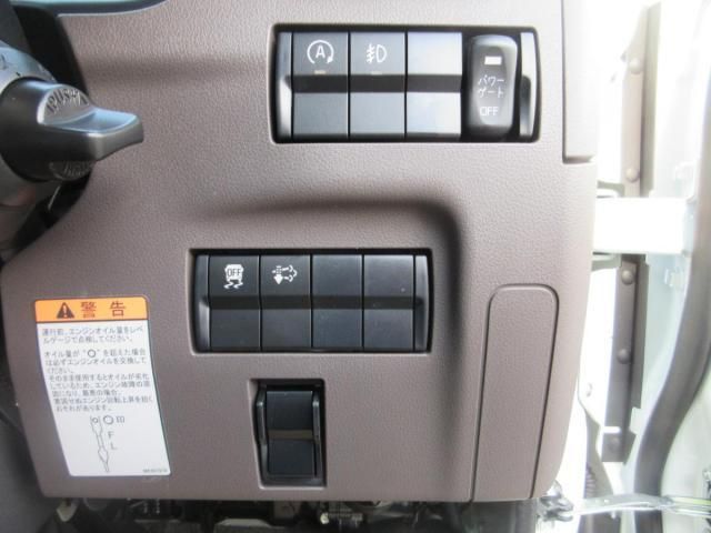 MITSUBISHI CANTER 2025 Image 31
