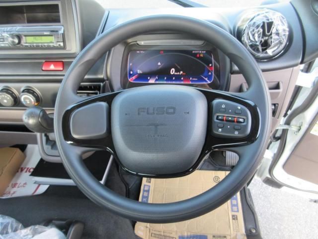 MITSUBISHI CANTER 2025 Image 31