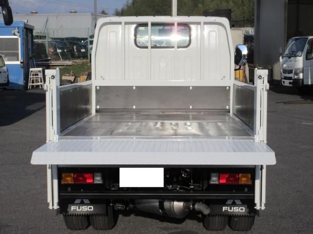 MITSUBISHI CANTER 2025 Image 31