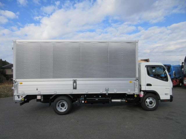 MITSUBISHI CANTER 2025 Image 31