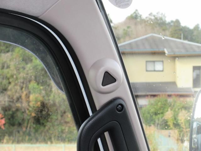 MITSUBISHI CANTER 2025 Image 31