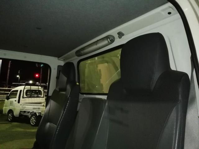 ISUZU ELF 2015 Image 31