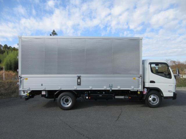 MITSUBISHI CANTER 2025 Image 31