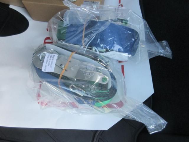 MITSUBISHI CANTER 2025 Image 31