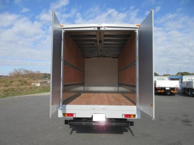 MITSUBISHI CANTER 2025 Image 31