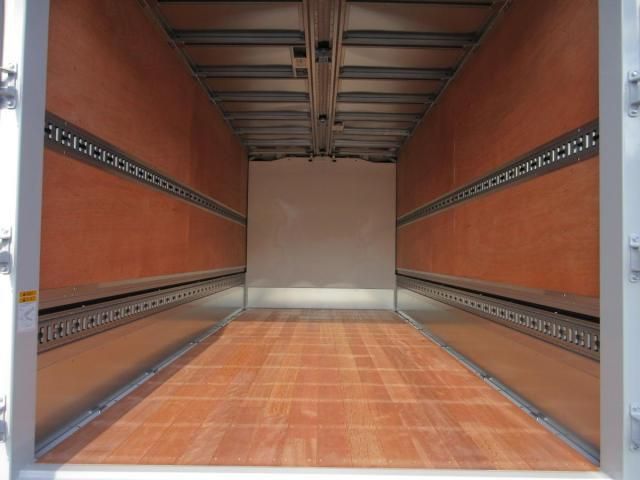 MITSUBISHI CANTER 2025 Image 31