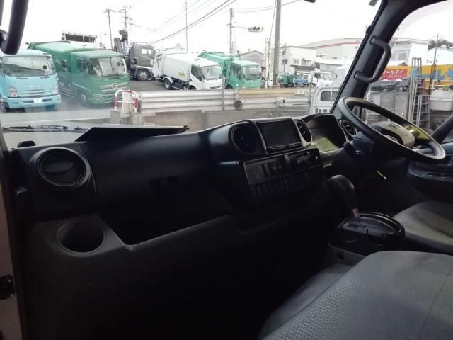 TOYOTA DYNA 2020 Image 31