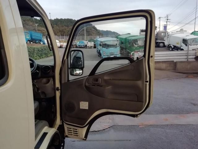 TOYOTA DYNA 2020 Image 31