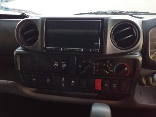 TOYOTA DYNA 2020 Image 31