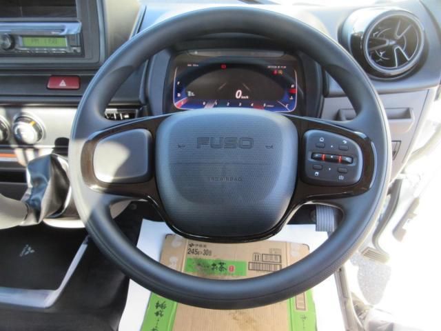 MITSUBISHI CANTER 2025 Image 31