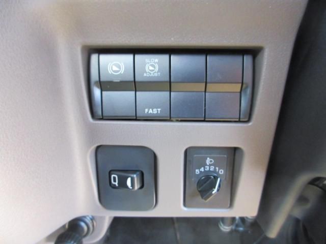 MITSUBISHI CANTER 2025 Image 31