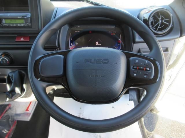 MITSUBISHI CANTER 2025 Image 31