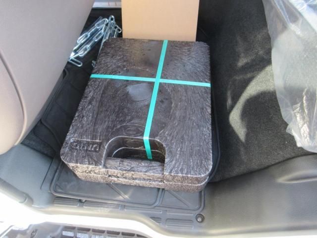 MITSUBISHI CANTER 2025 Image 31