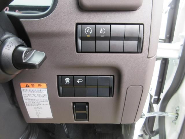 MITSUBISHI CANTER 2025 Image 31