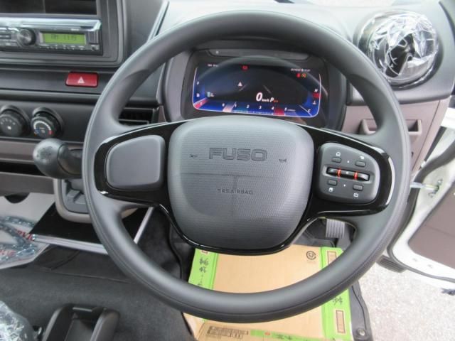 MITSUBISHI CANTER 2025 Image 31